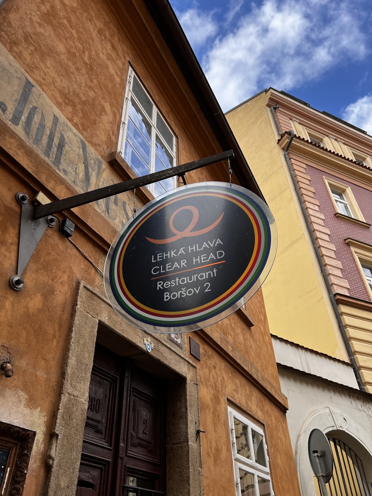 Lehká hlava - vegetarian restaurant: the place