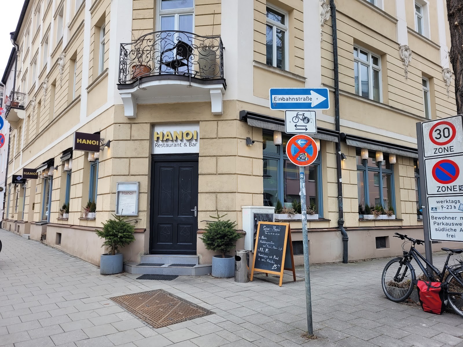 Restaurant Hanoi: the place
