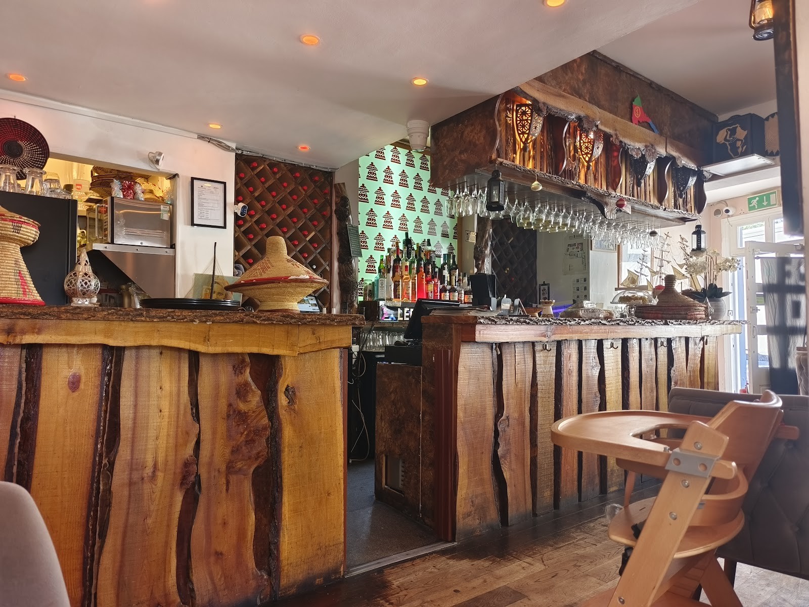 Mosob Restaurant: the place
