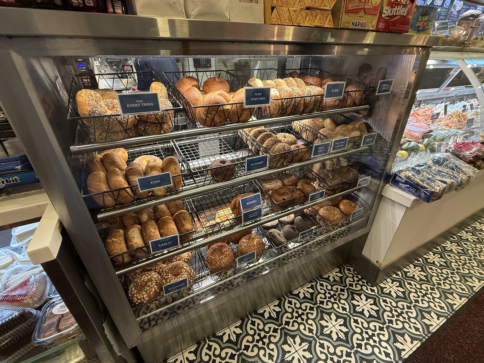 Broad Nosh Bagels: the place