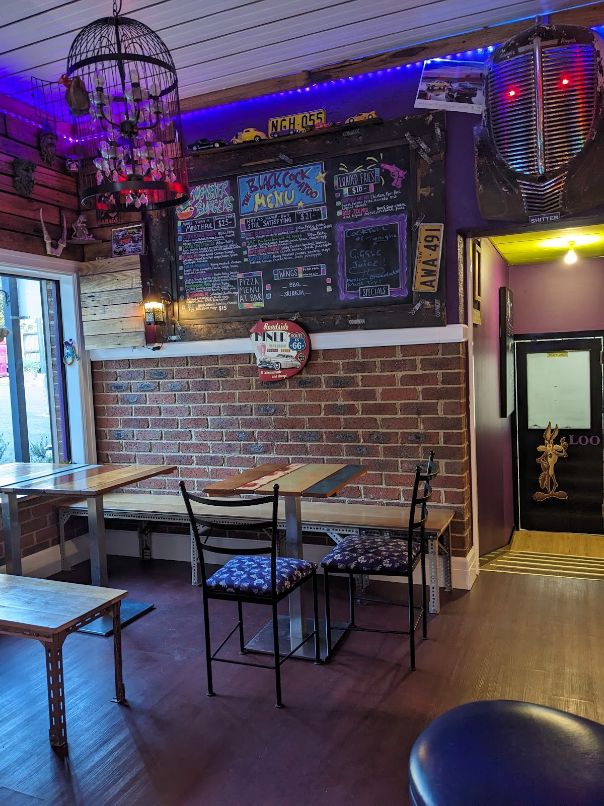 The Black Cockatoo: the place