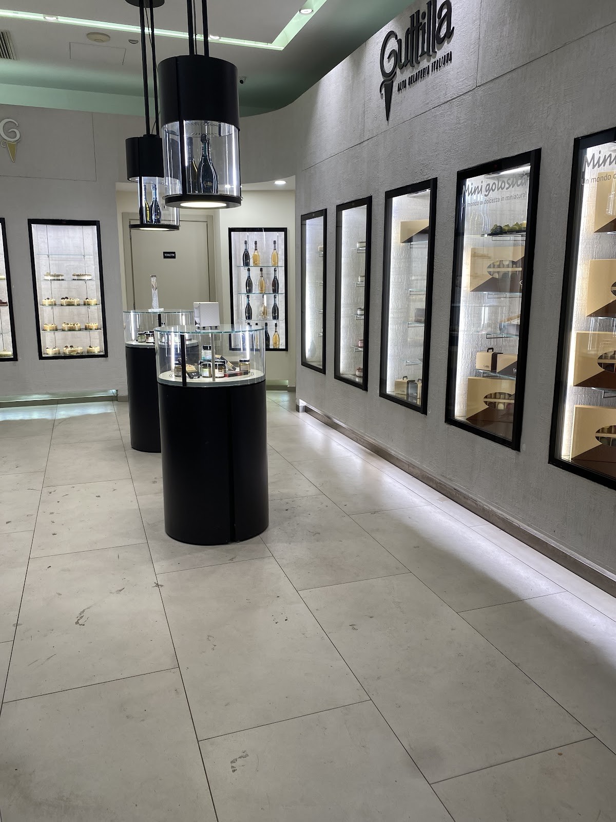 Guttilla Alta Gelateria Italiana Roma: the place