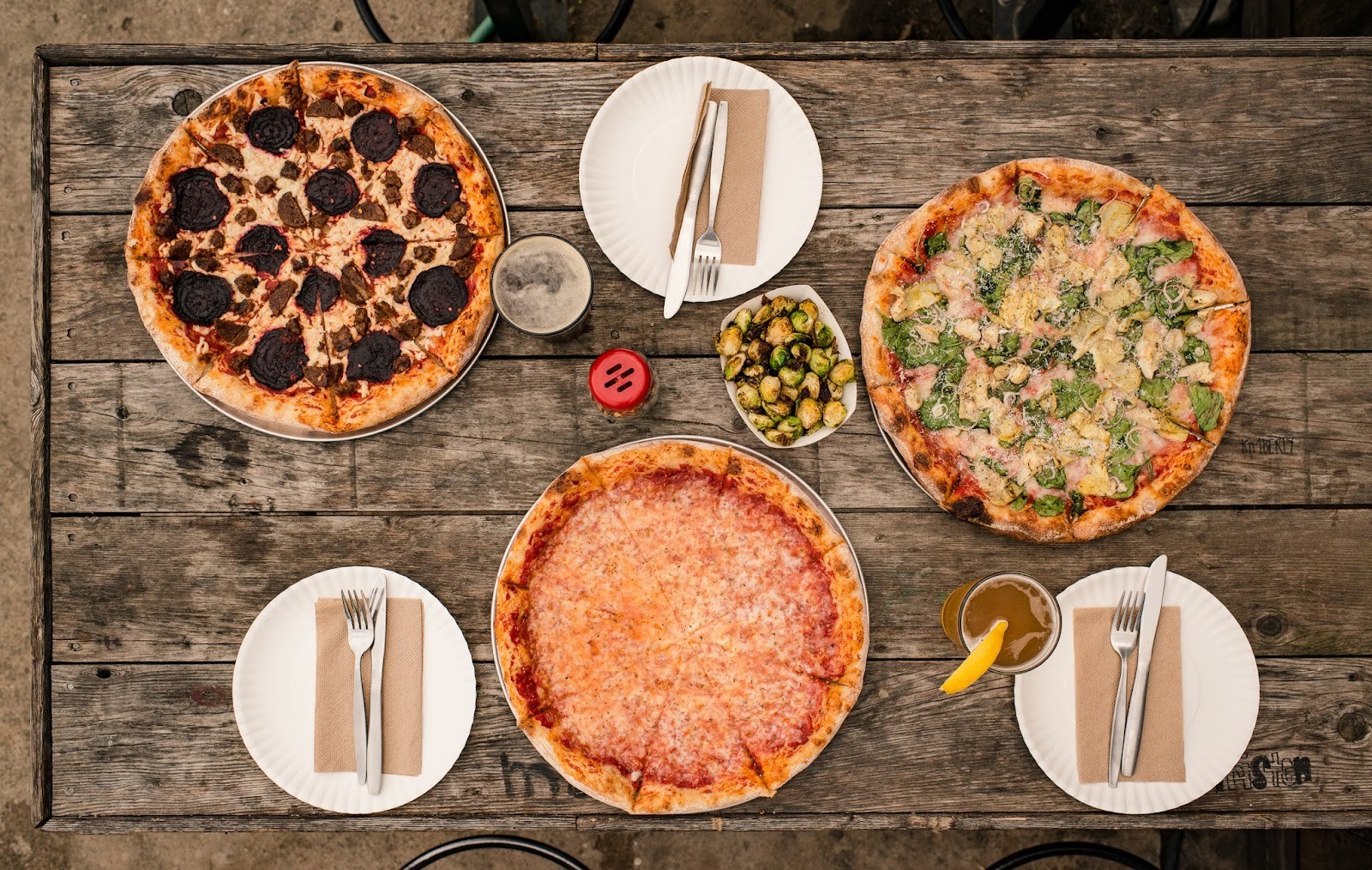 Li'l Nonna's: food & drinks