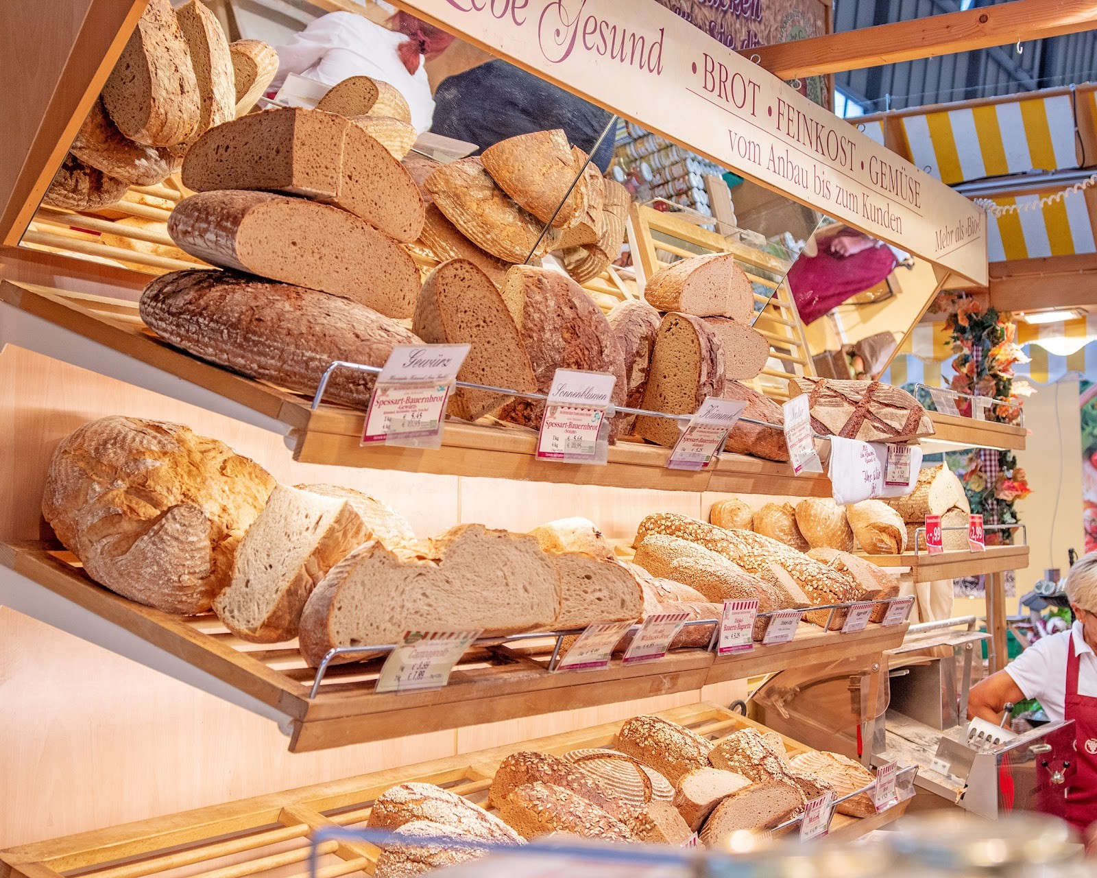 Lebe Gesund: Bäckerei & vegane Bio-Lebensmittel in Frankfurt, frisches Gemüse – Bioladen Frankfurt mit Lieferservice: food & drinks