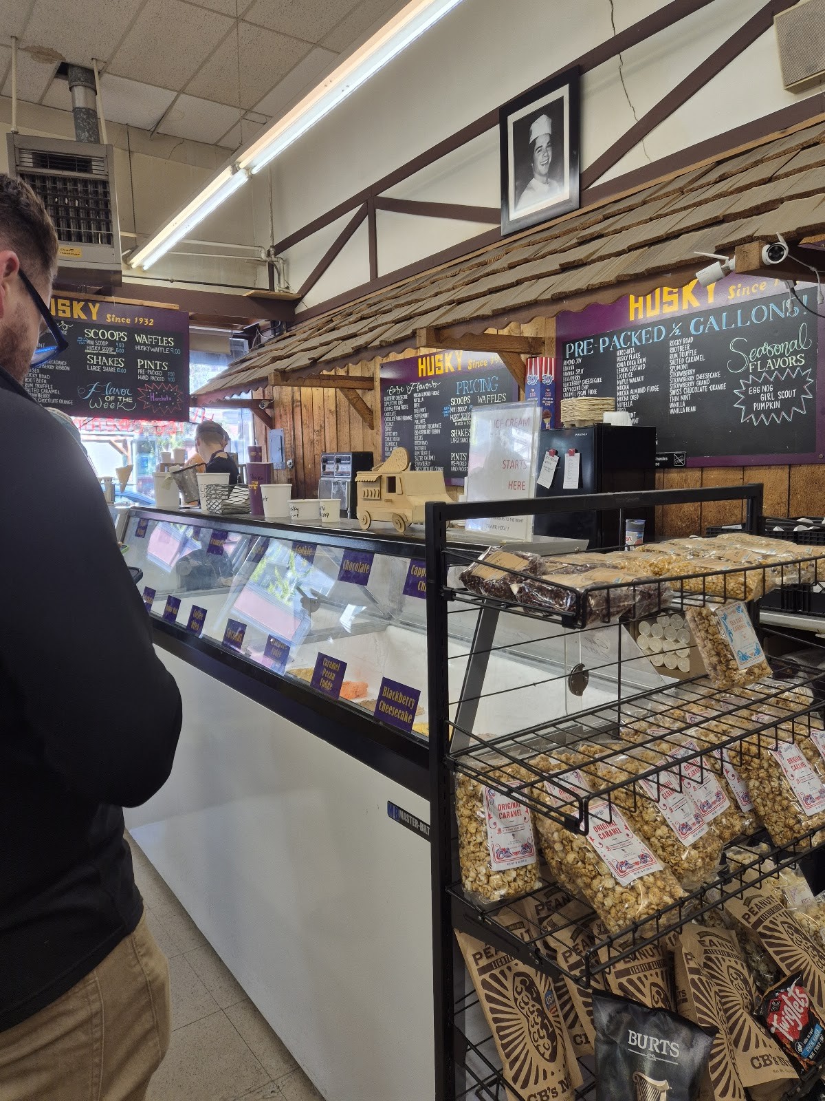 Husky Deli & Catering & Ice Cream: the place