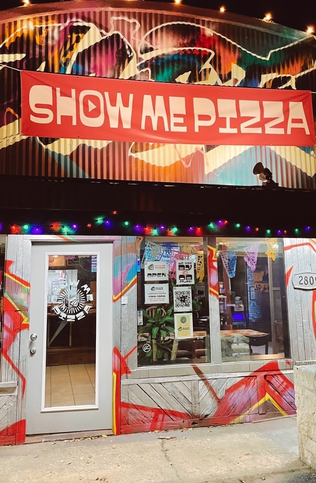 Show Me Pizza: the place