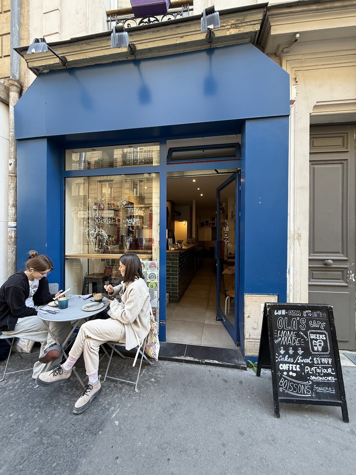 Ola’s Café: the place