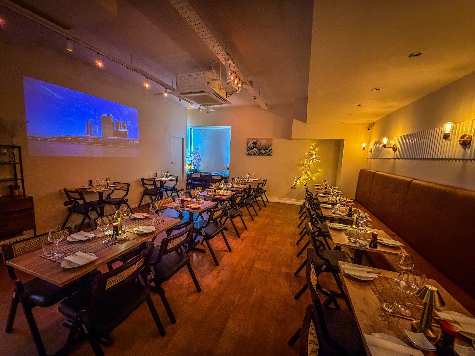 MYMA Japanese Restaurant & Cocktails: the place
