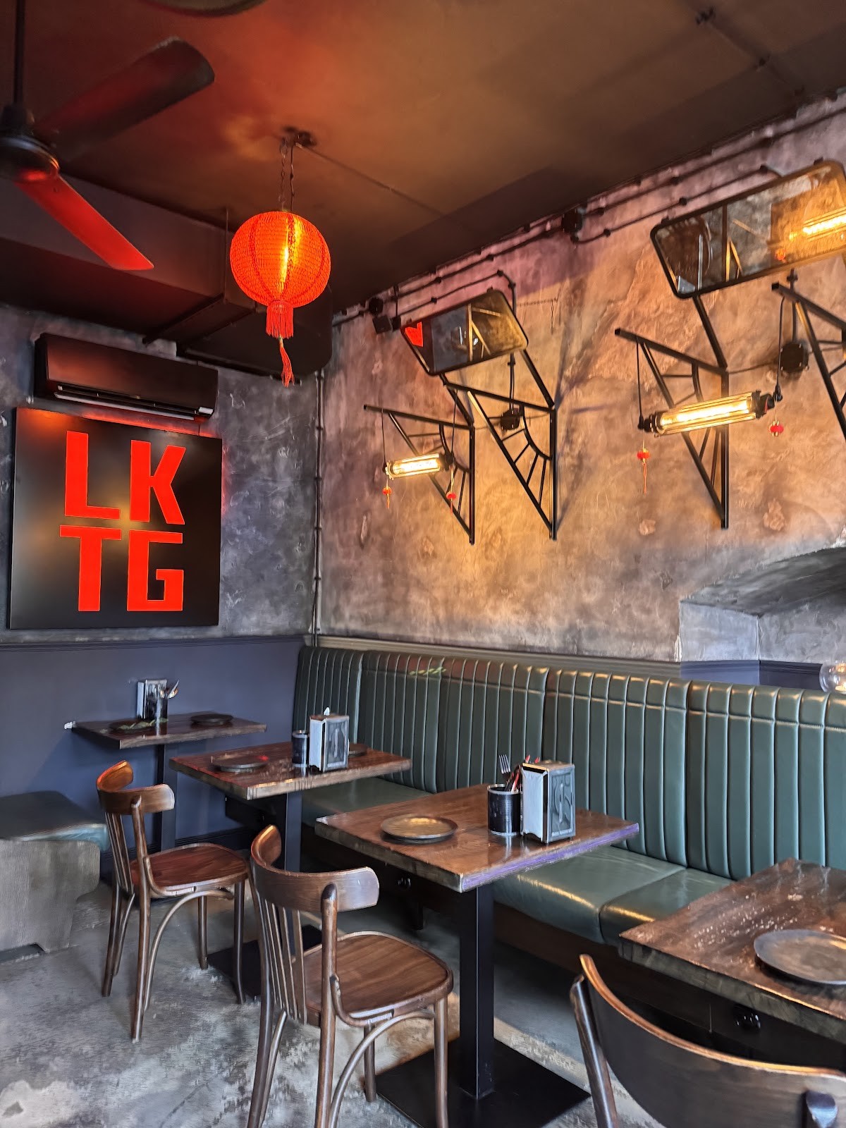 Luktung Southeast Asian Sharing Plates: the place
