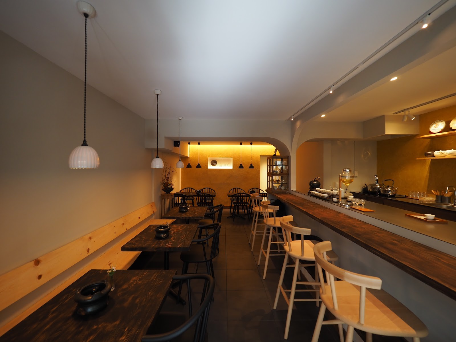 Rengetsutei: the place