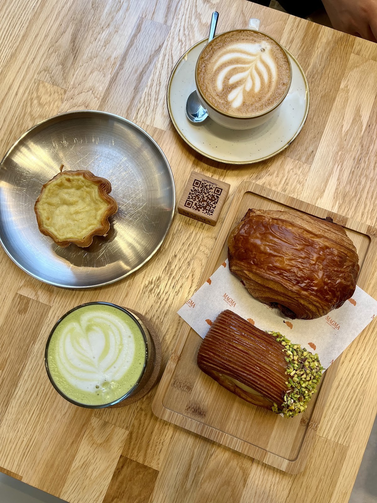 Magma Bakery Lab: food & drinks