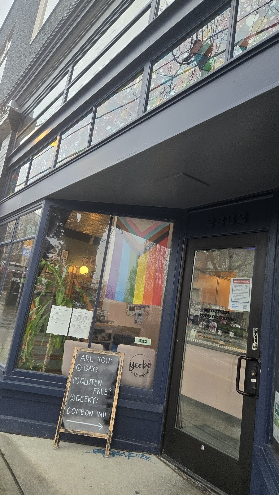 Yeobo Cafe and Bar: the place