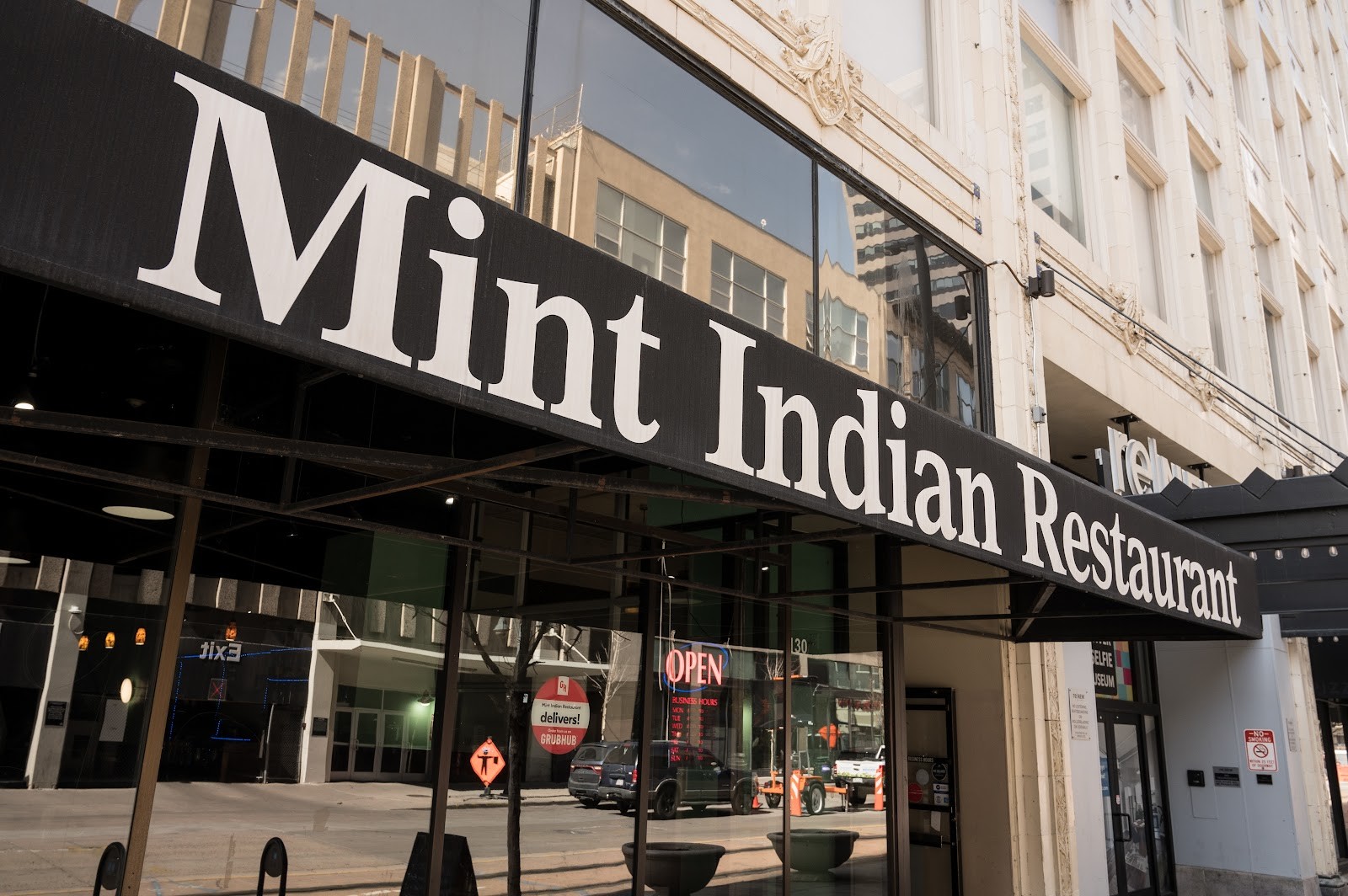 Mint Indian Restaurant And Lounge: the place