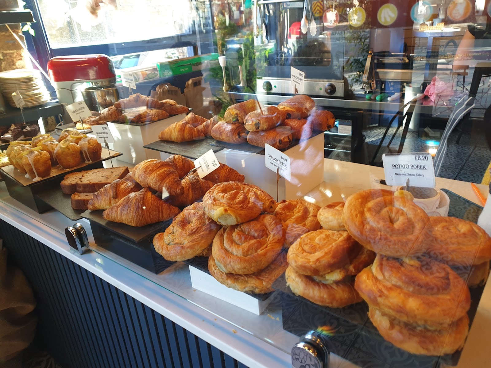 Parle Pantry & Bakery: the place
