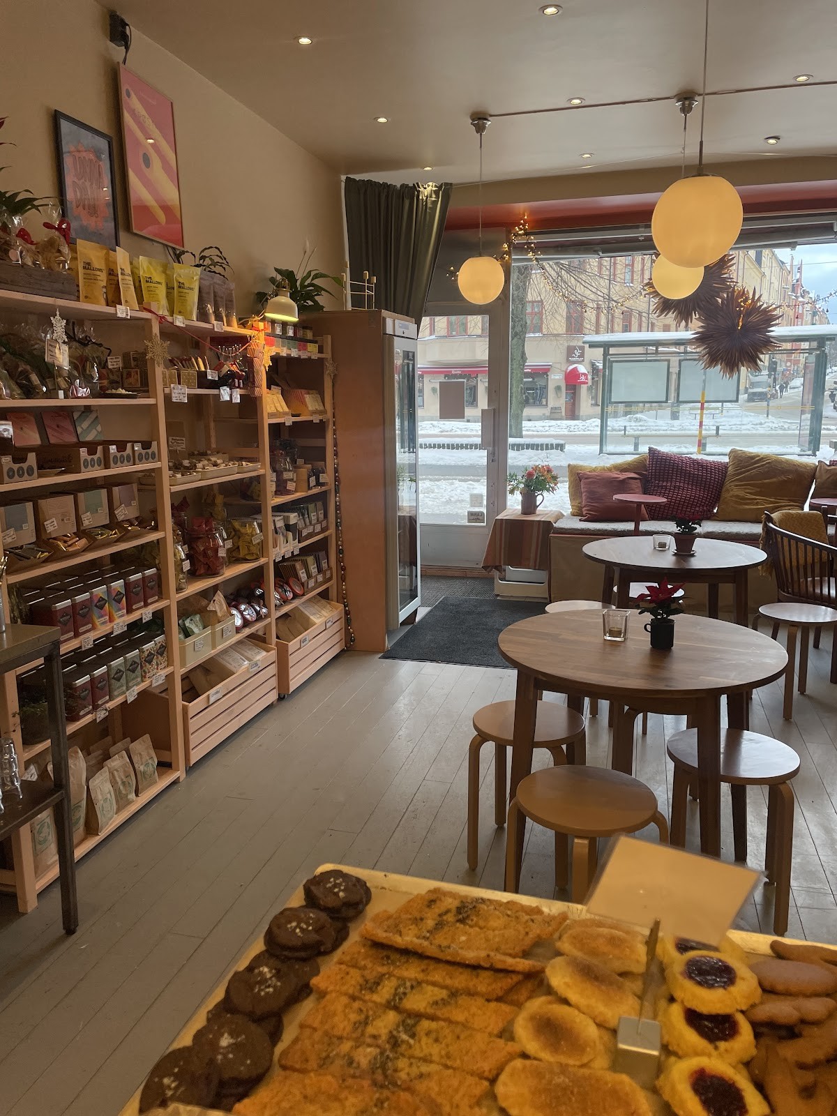 Bageri Pomona: the place