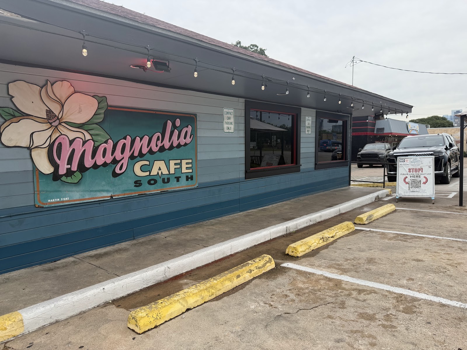 Magnolia Cafe: the place