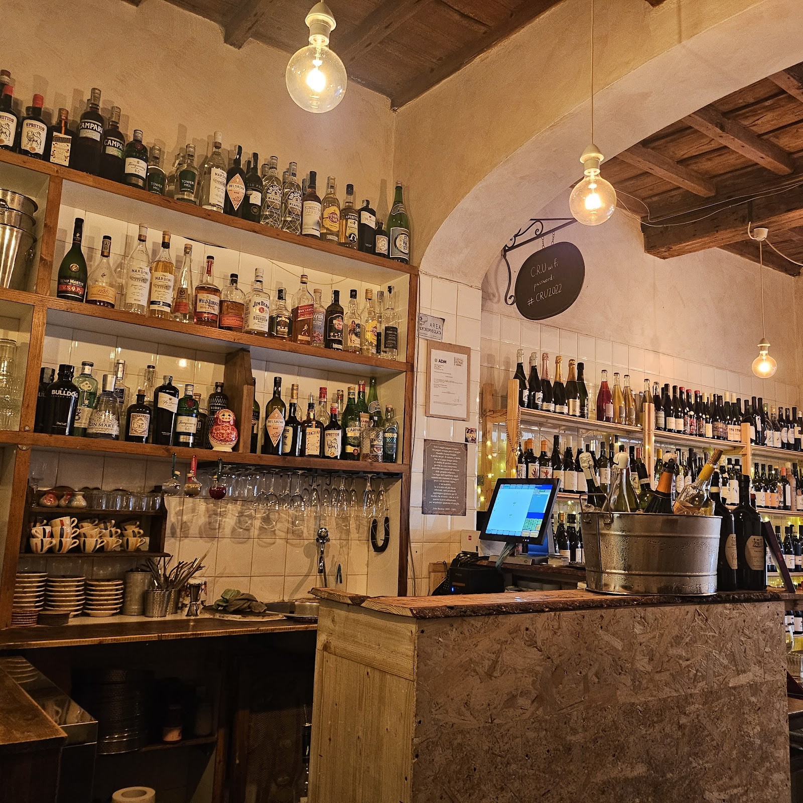 Cru - Cucina Rustica Urbana: the place