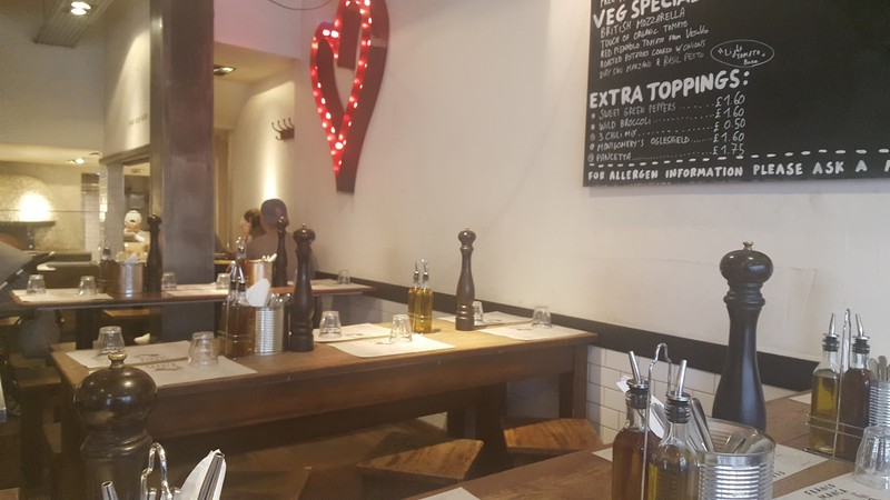 Franco Manca Southfields: photo 4