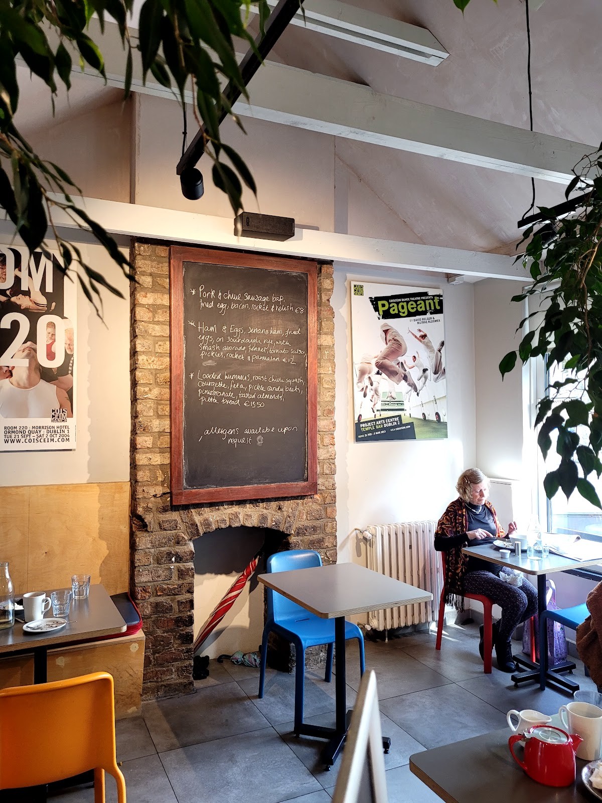 Noshington Café: the place