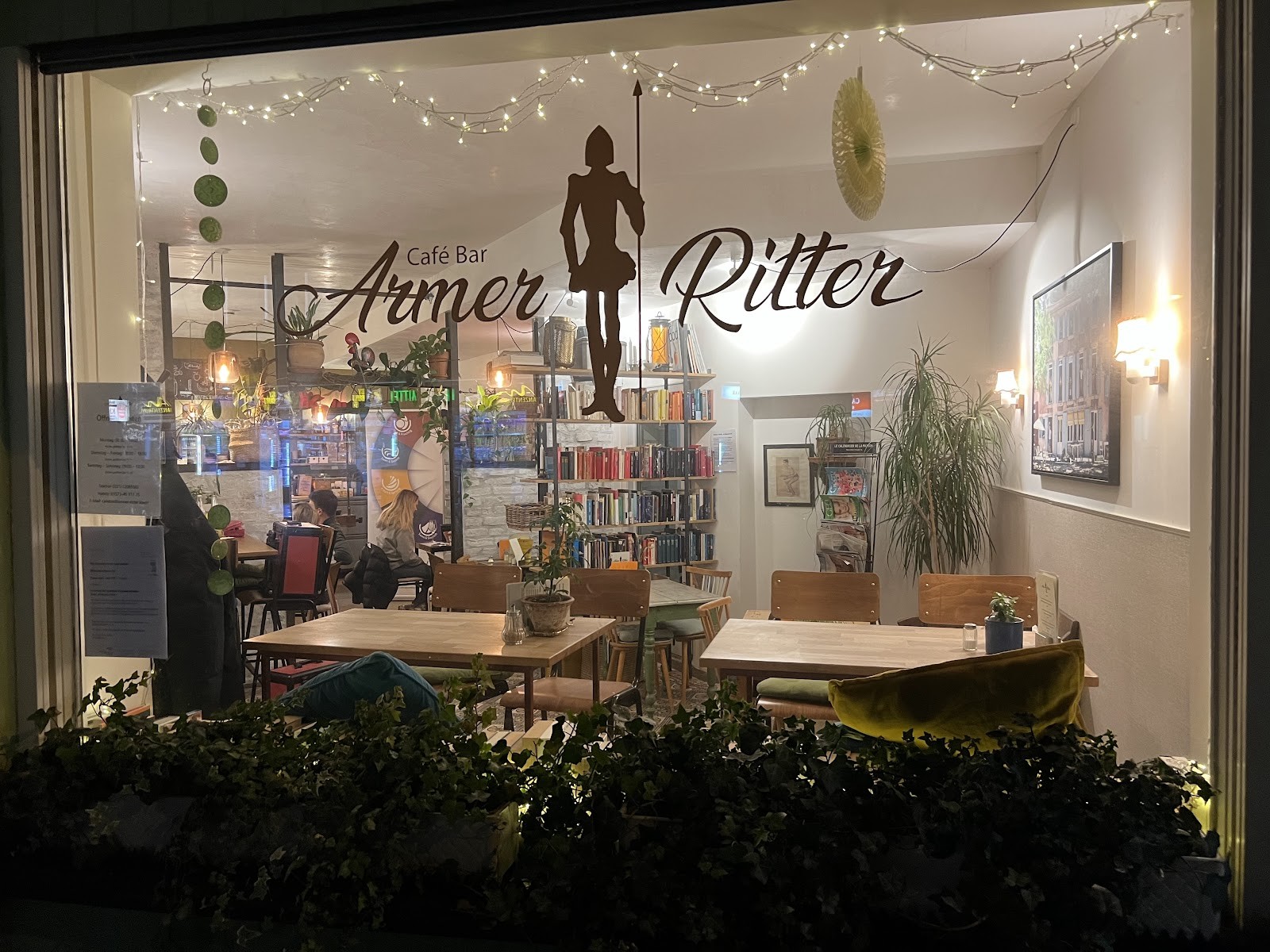 Cafe Bar Armer Ritter: the place