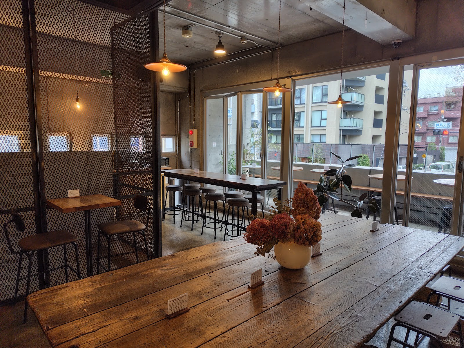 AKHA AMA COFFEE ROASTERY: the place