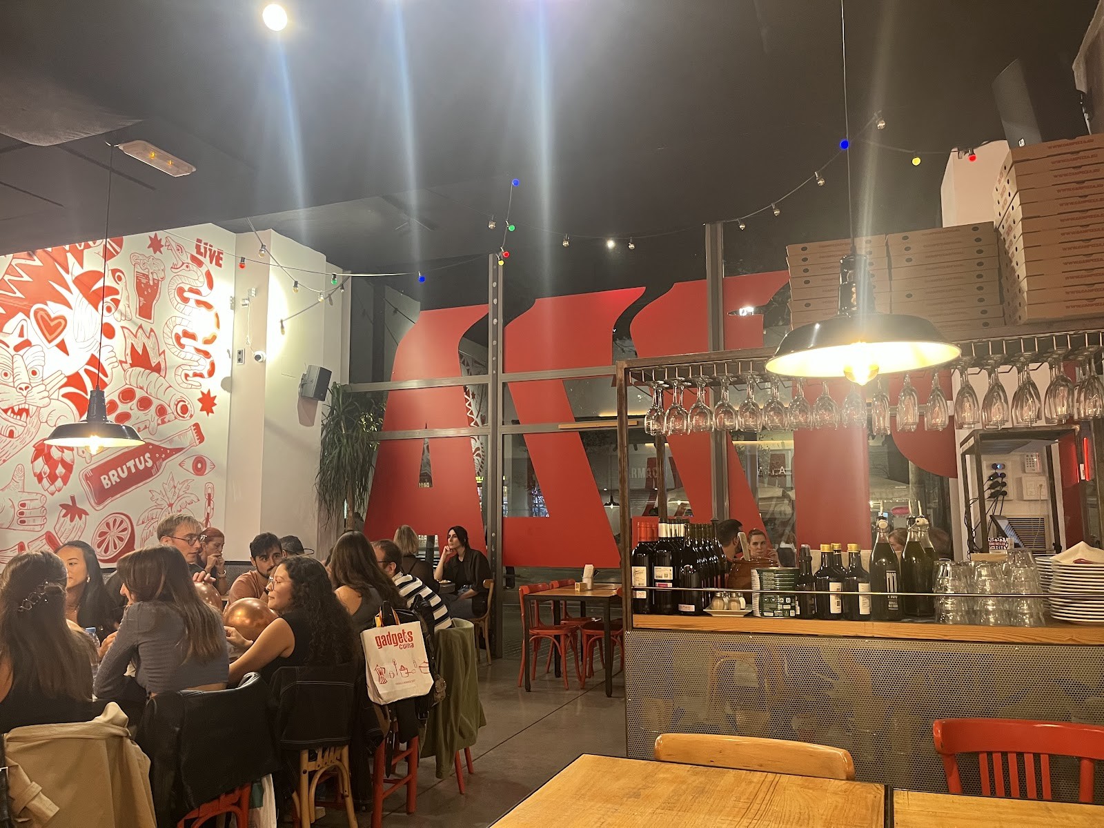 Can Pizza Poblenou: the place