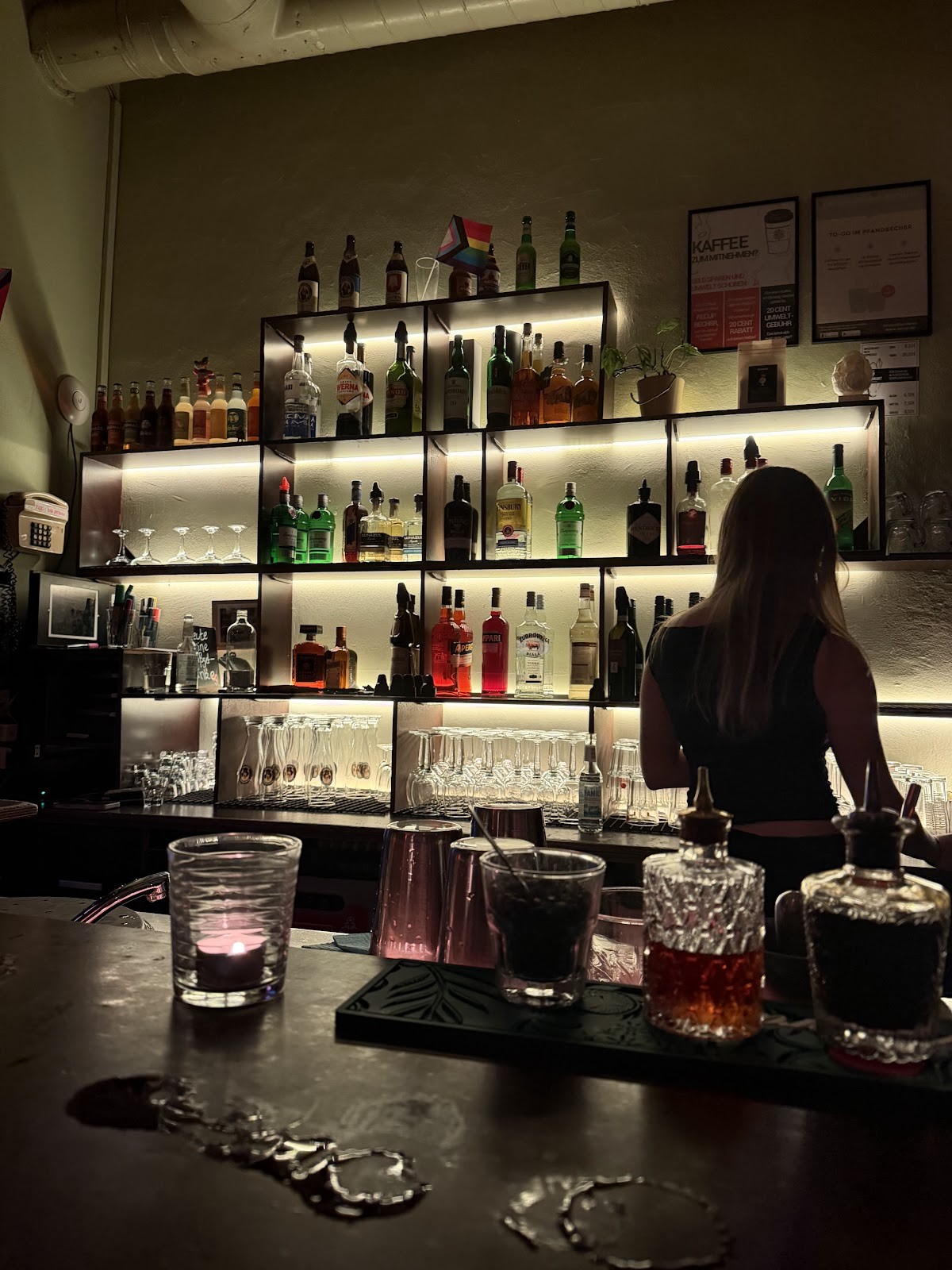 Pony Bar: the place