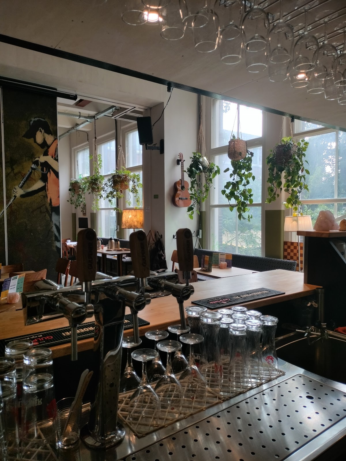Grand Café Utopie: the place