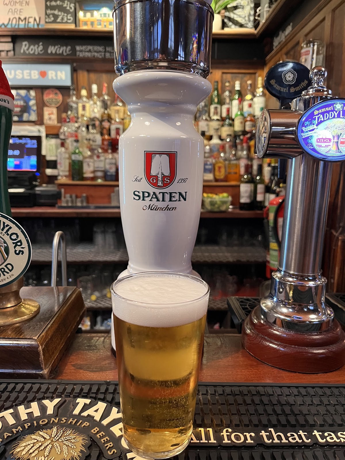 The Tyne Bar: the place