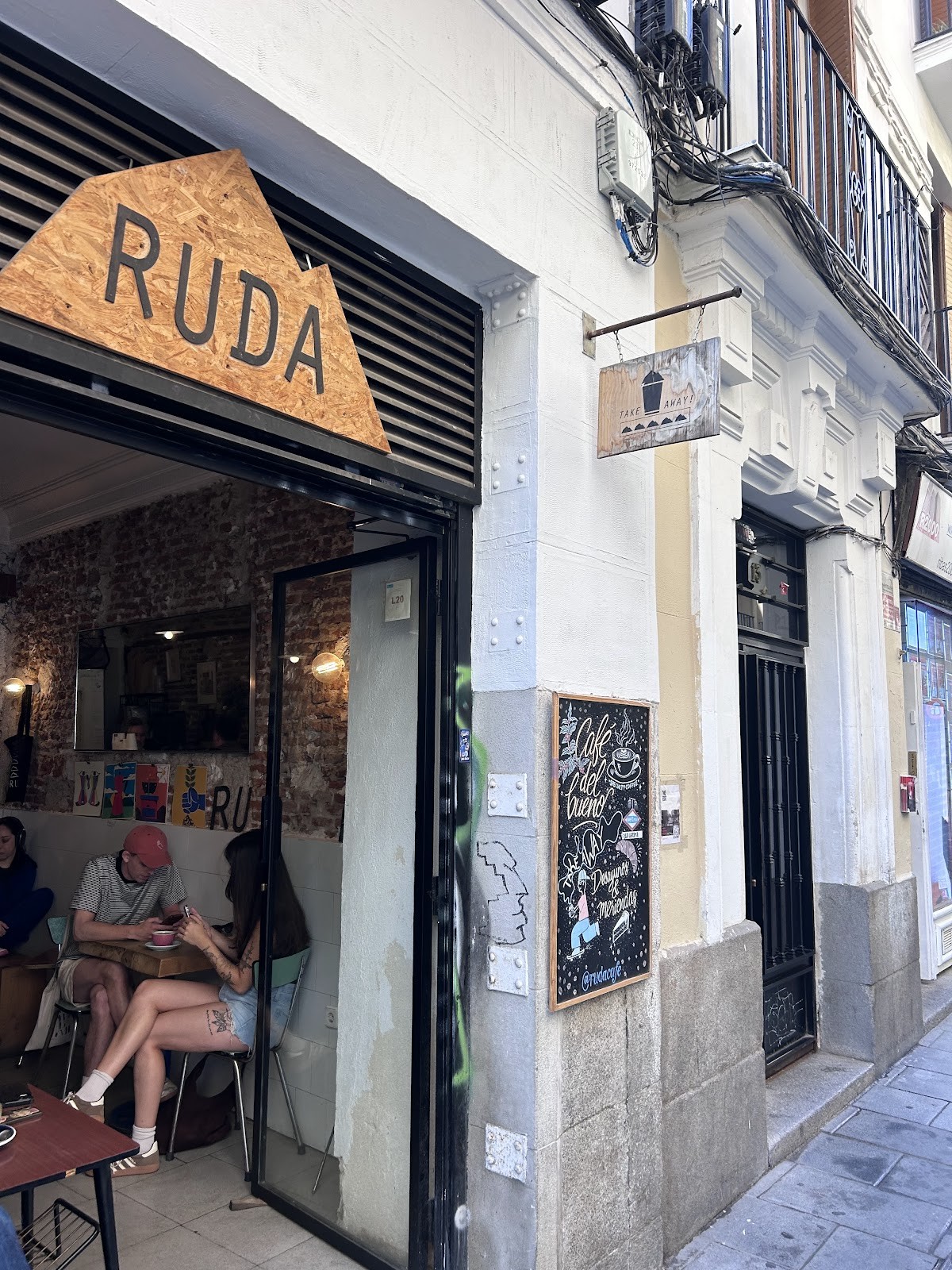Ruda Café: the place