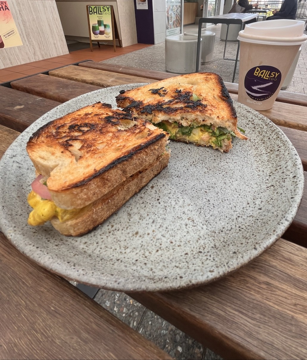 Ballsy Tea: food & drinks
