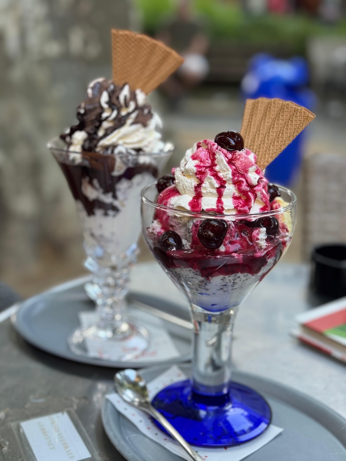 Ice Cafe Olimpio: food & drinks