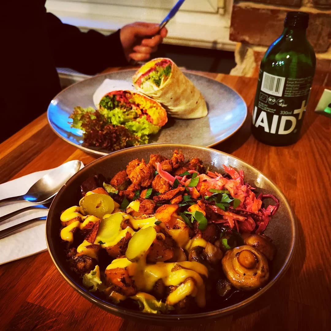 VEG'D - Vegan Burgers - F-hain: food & drinks
