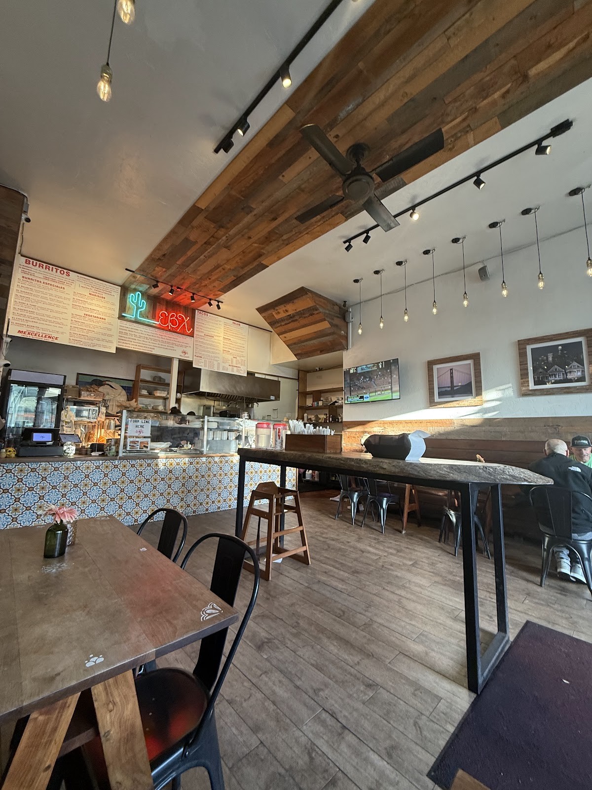 El Burrito Express 2: the place
