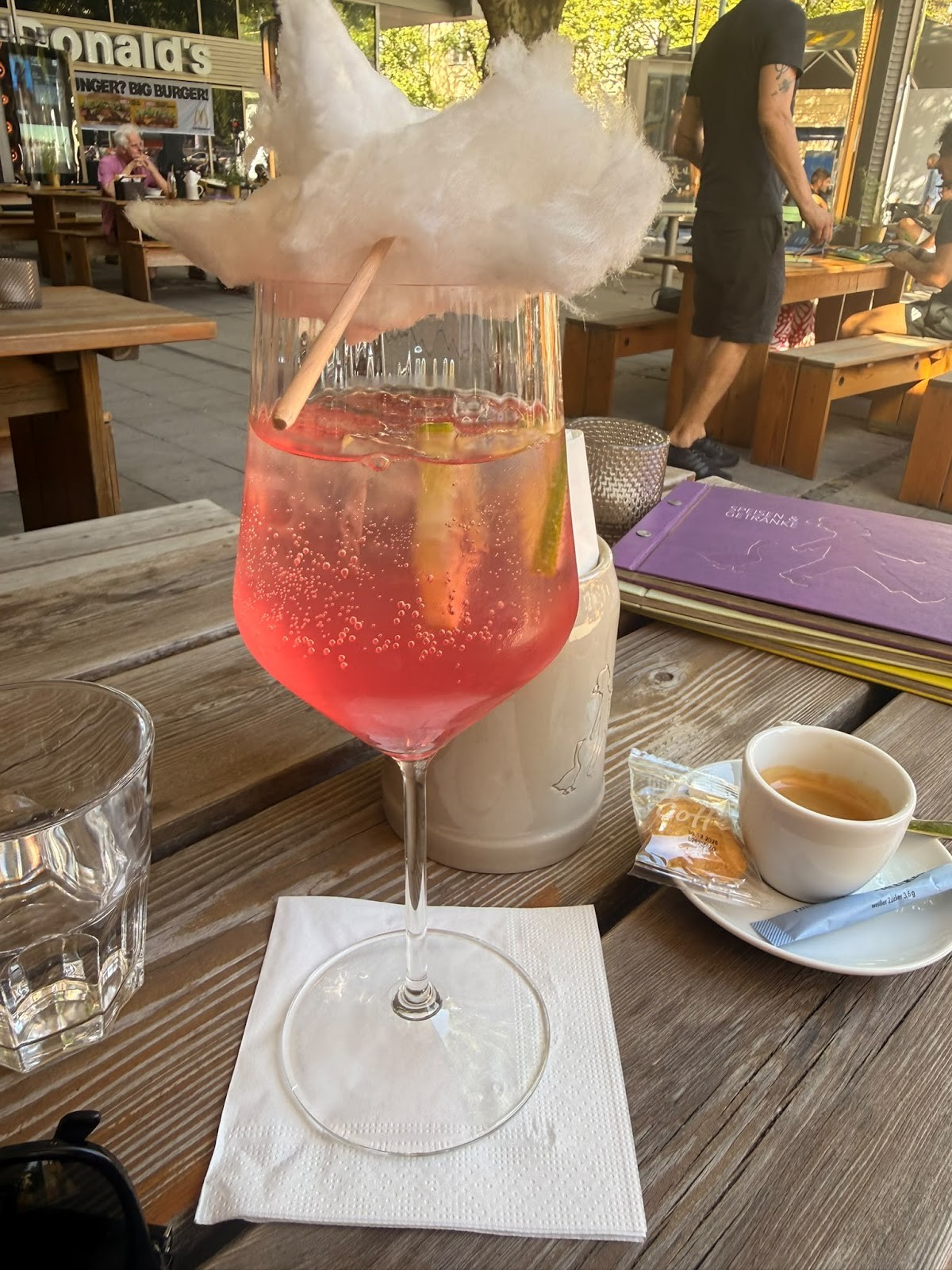 Hans im Glück: food & drinks