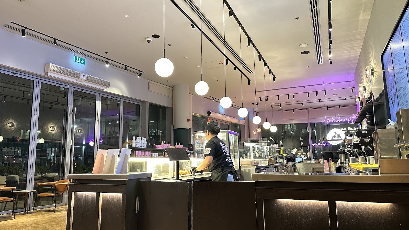 JOE & THE JUICE: the place