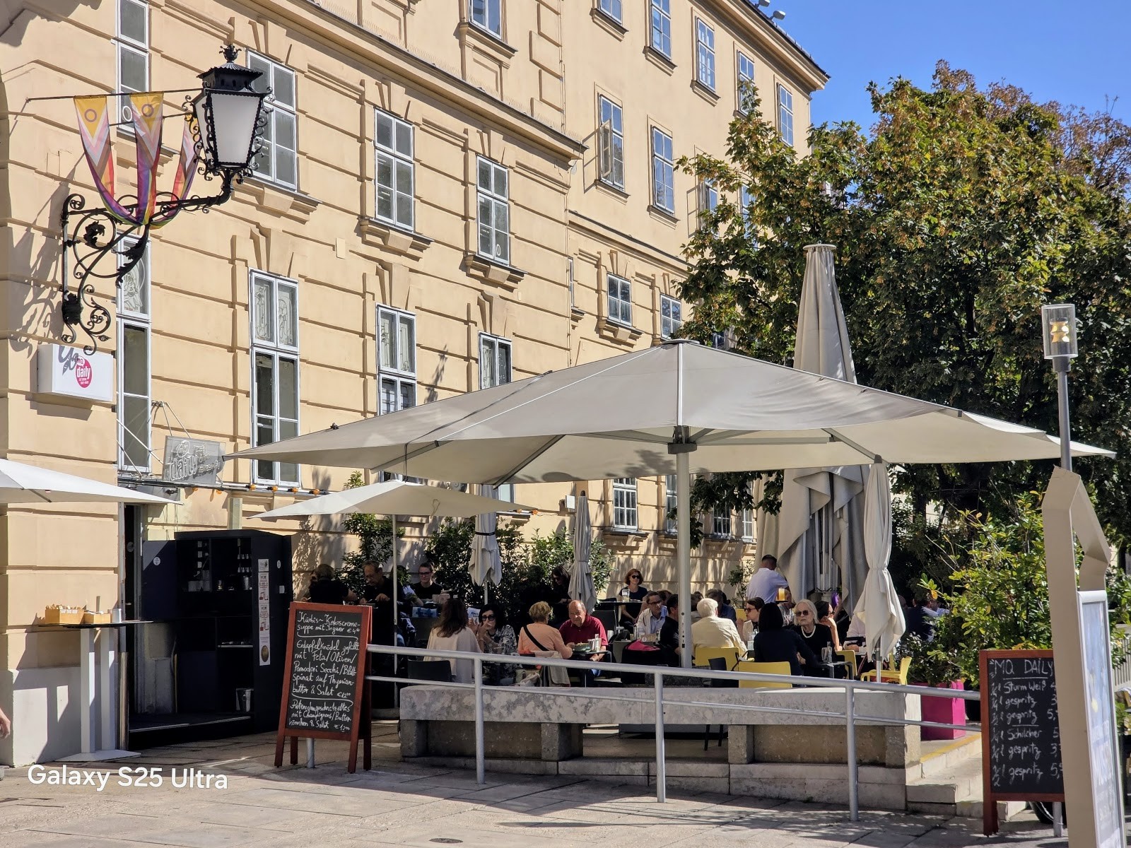 MQ DAILY: the place