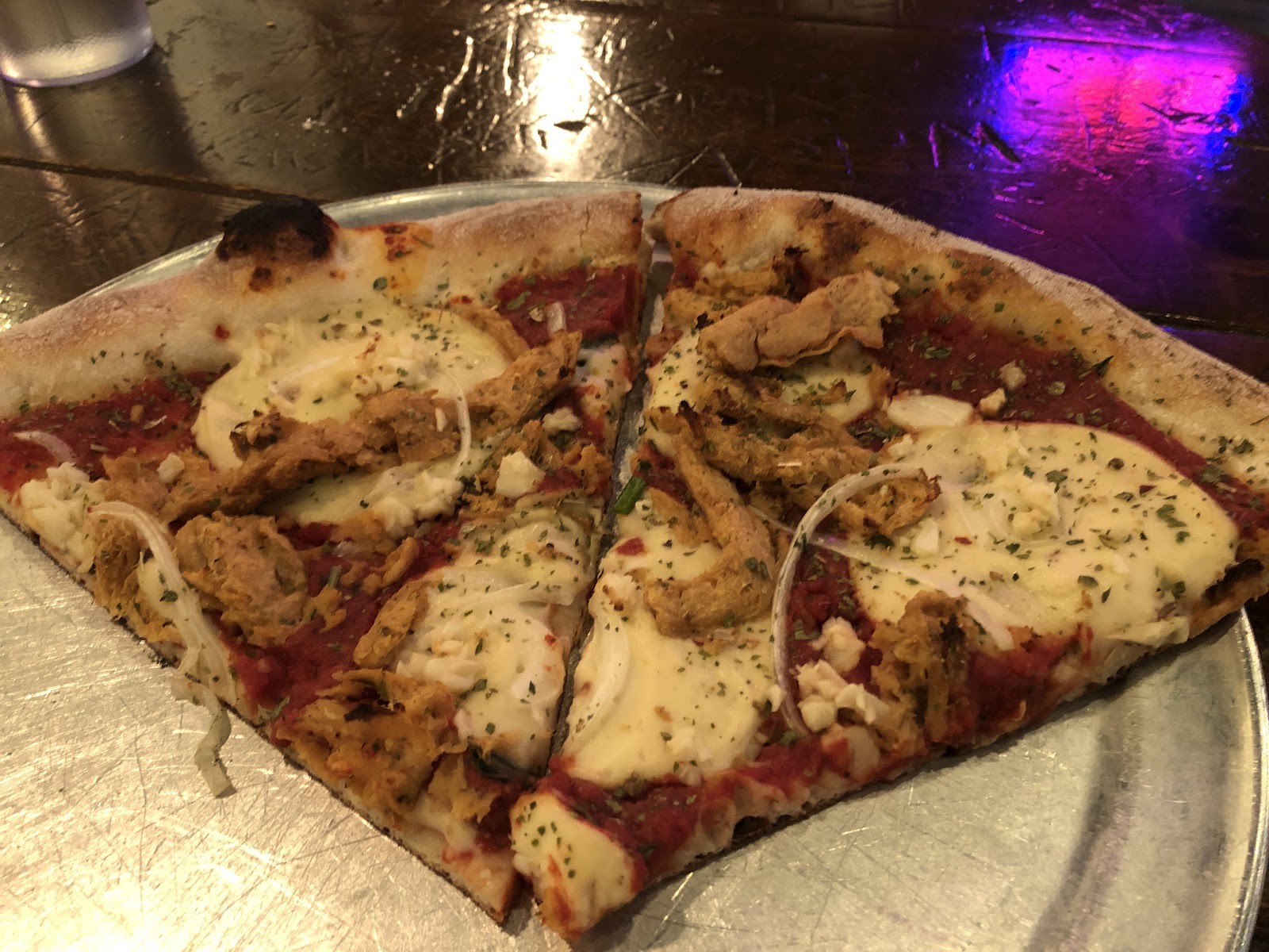 Pi Vegan Pizzeria: food & drinks