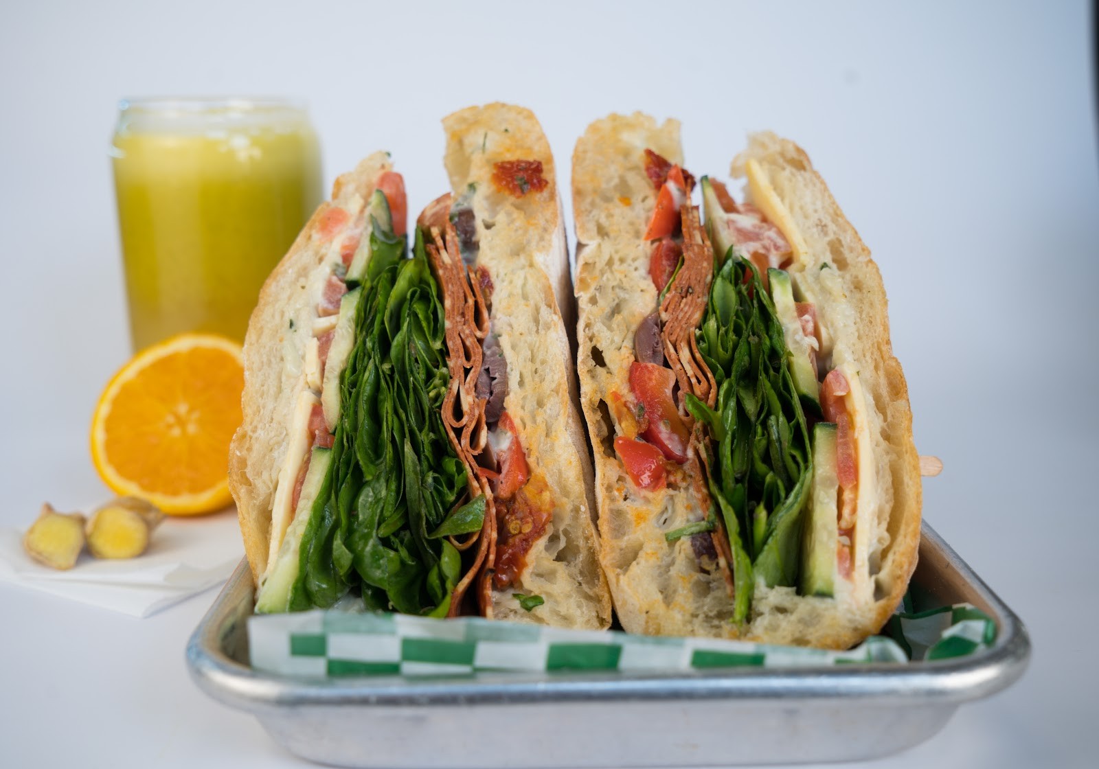 Glowing Plant-Based Eatery: food & drinks