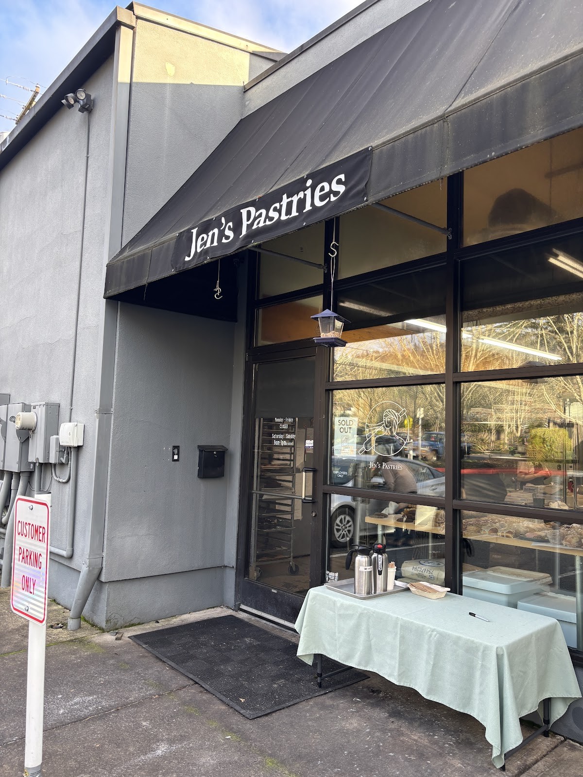 Jen's Pastries: the place