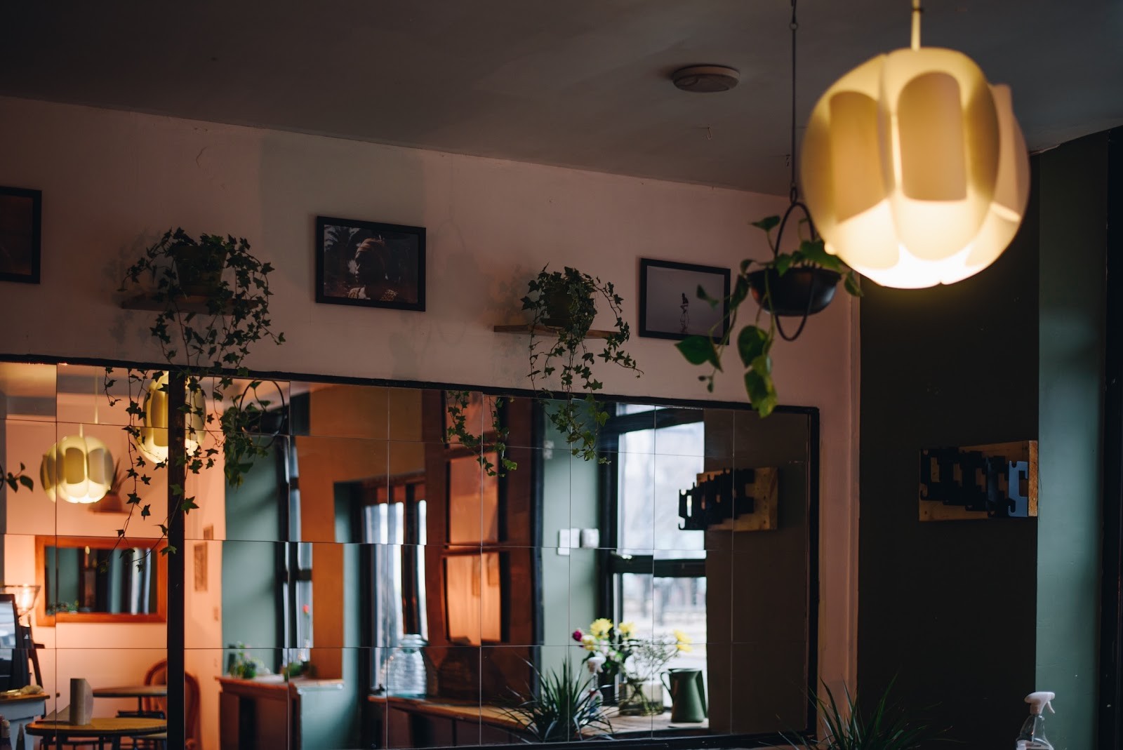 Comewell's: the place