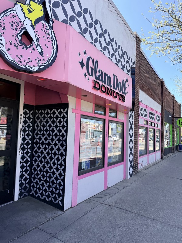 Glam Doll Donuts: photo