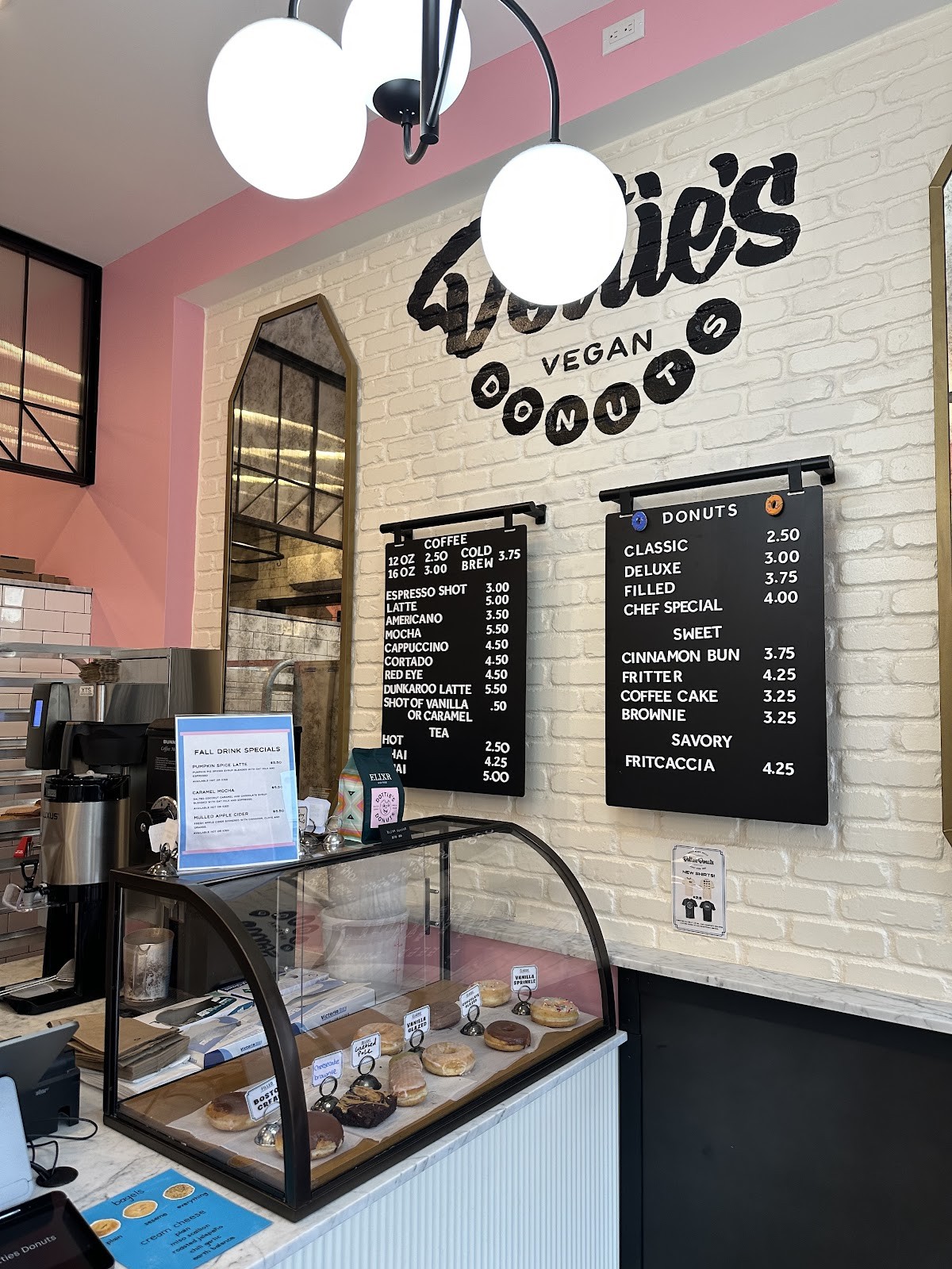 Dottie’s Donuts: the place
