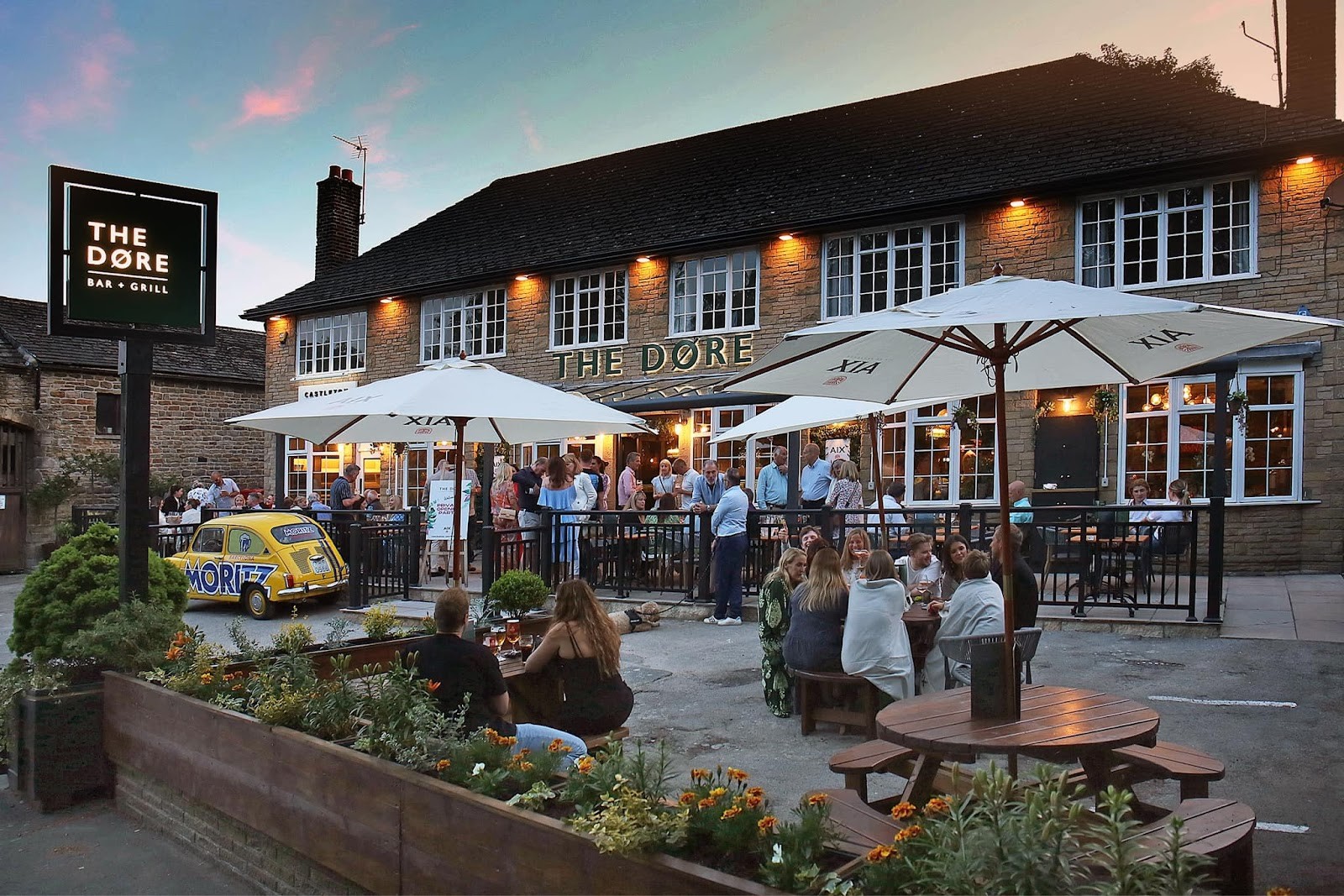 The Dore Bar & Grill: the place