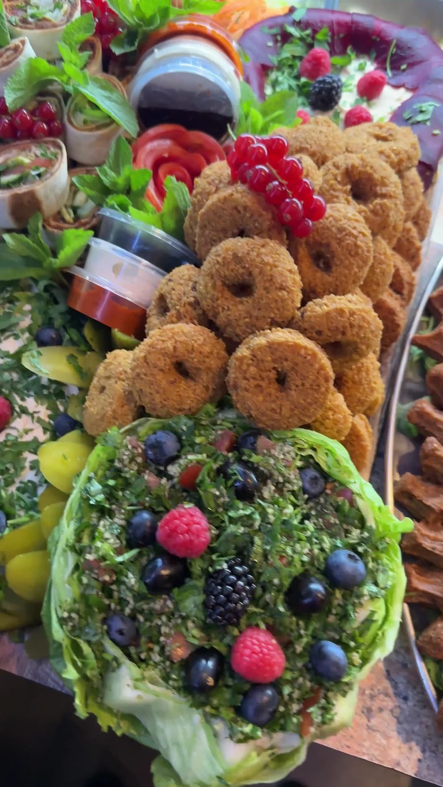 Vegan Revolution: food & drinks