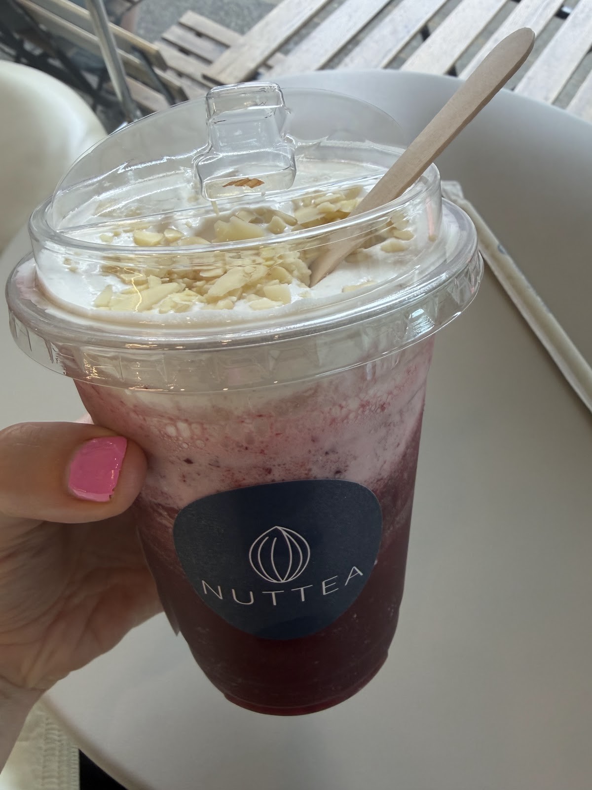 NUTTEA: food & drinks