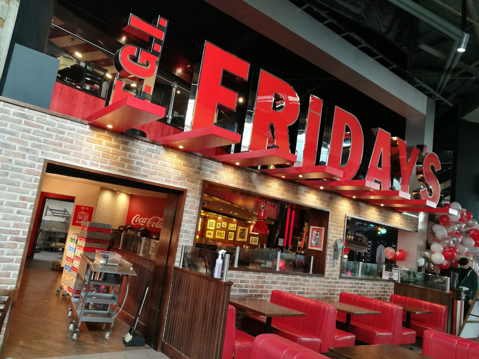 TGI Fridays - Meadowhall: the place