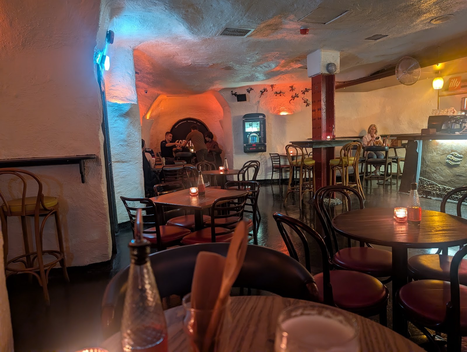 Corbieres Bar: the place