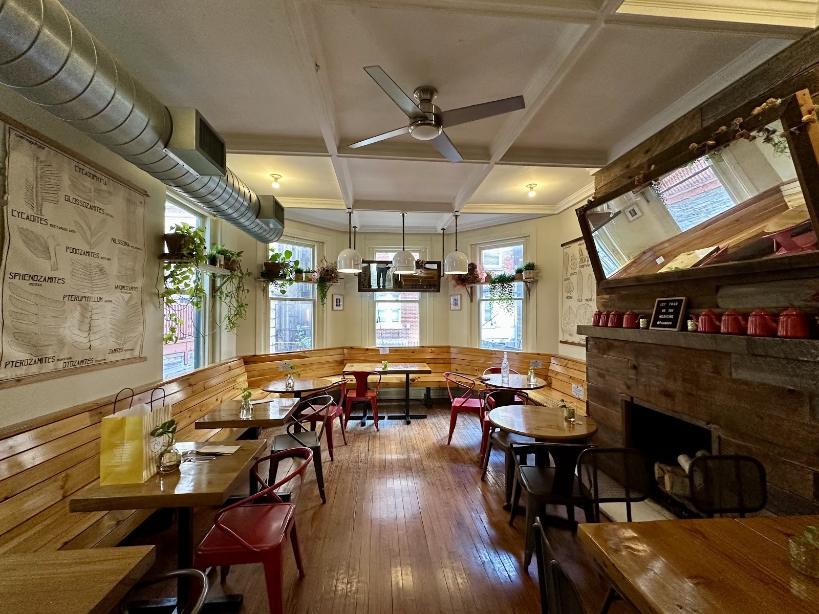 P.S. & Co.: the place