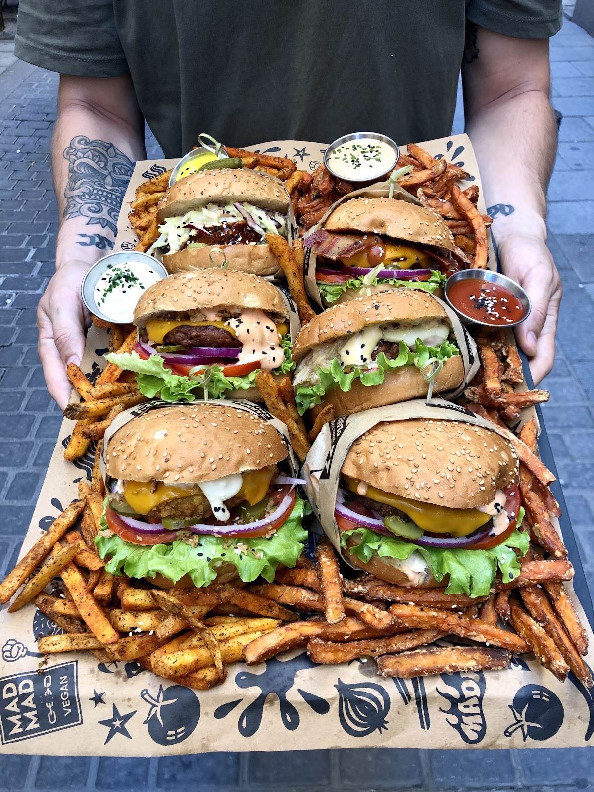 Mad Mad Vegan: food & drinks